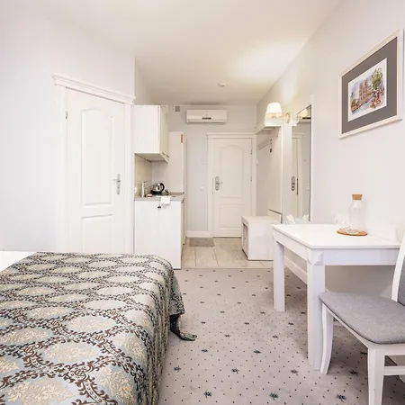 شقة فندقية Art 3*